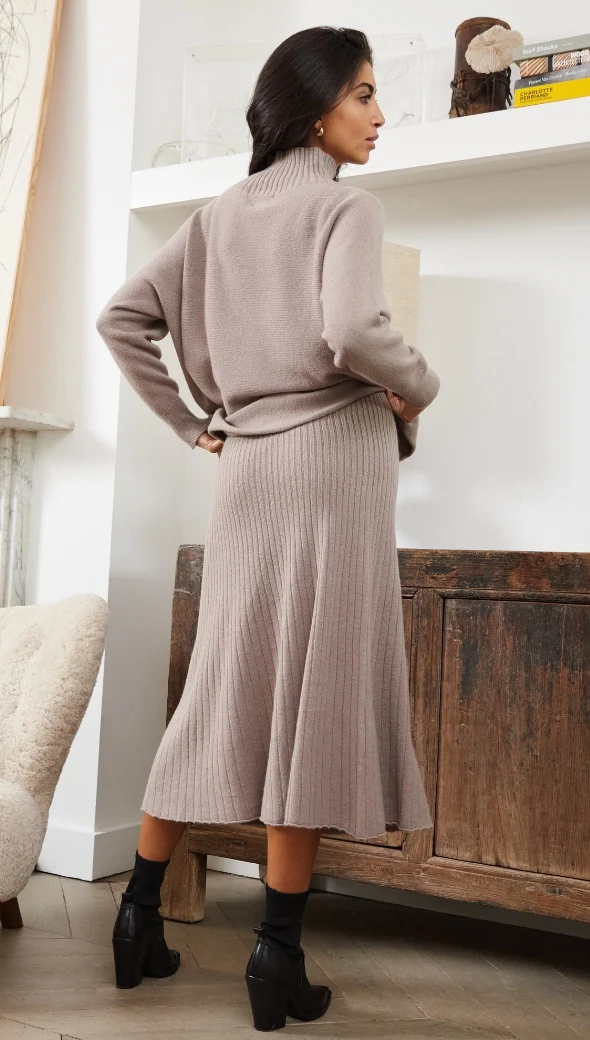 Alma Sweater - Smoke - Image 4