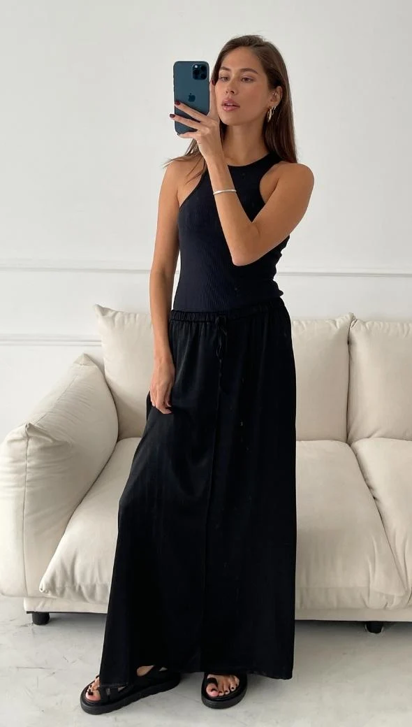 Phoebe Satin Skirt - Black - Image 11