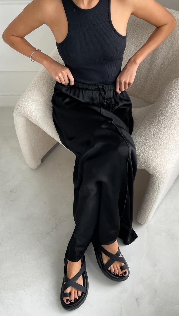 Phoebe Satin Skirt - Black - Image 7