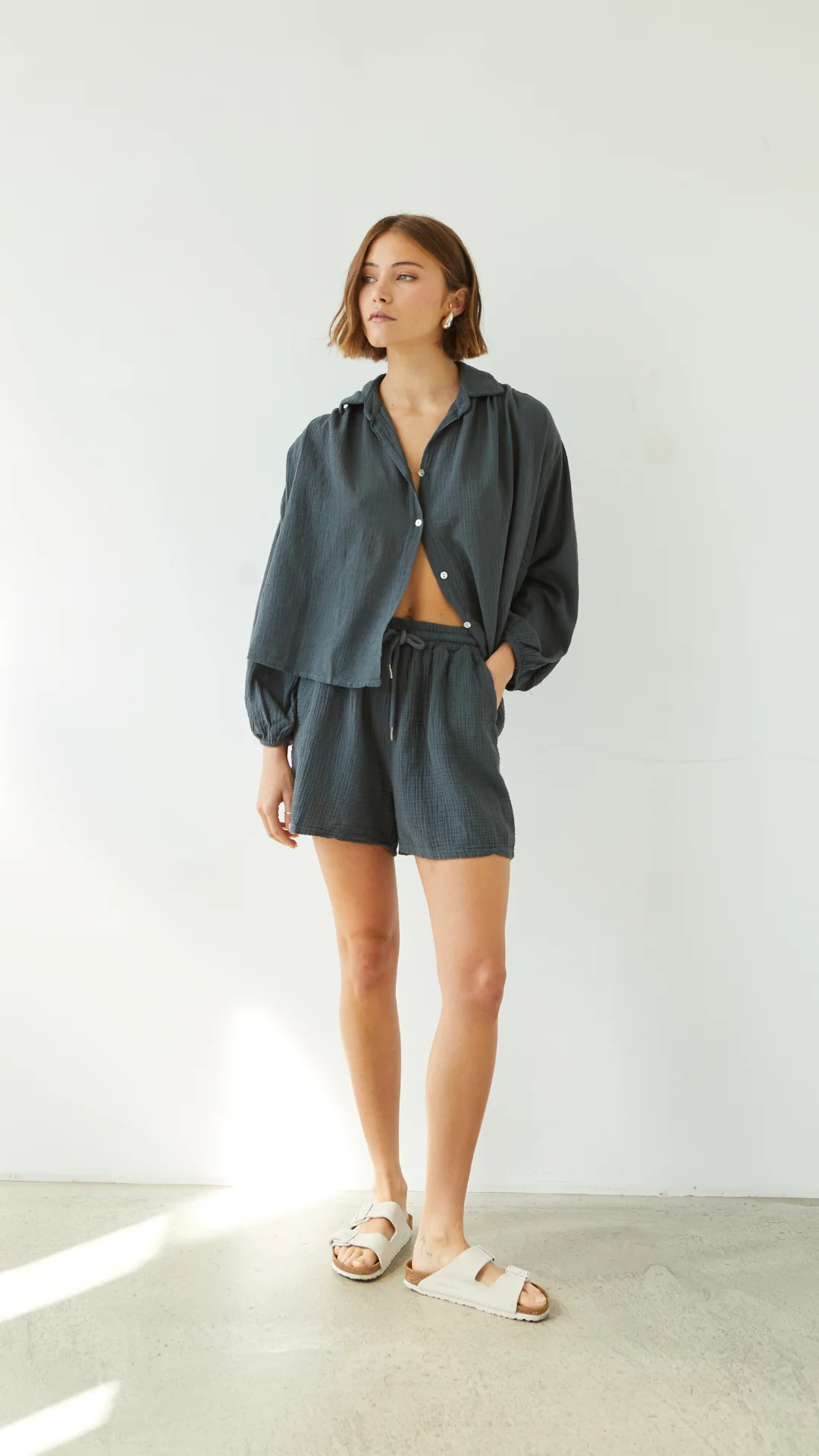 Anais Shorts - Anthracite - Image 4