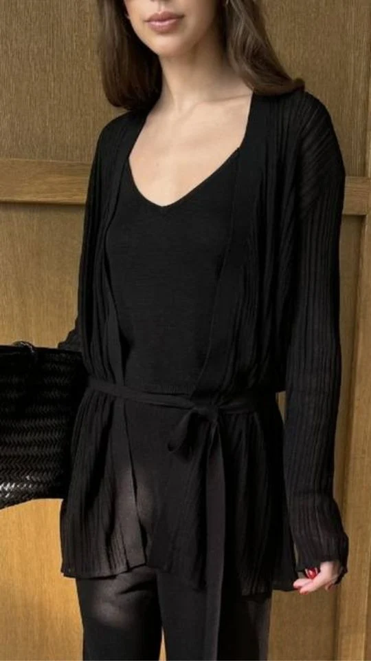 Ava Vest Top - Black - Image 5