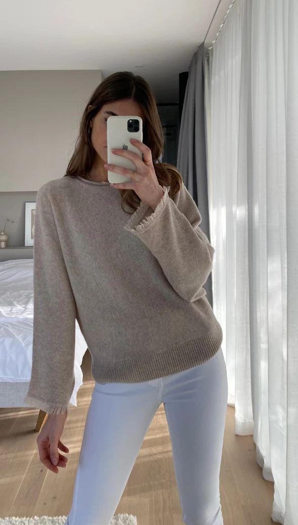 Cherish Cashmere Sweater - Oatmeal - Image 4