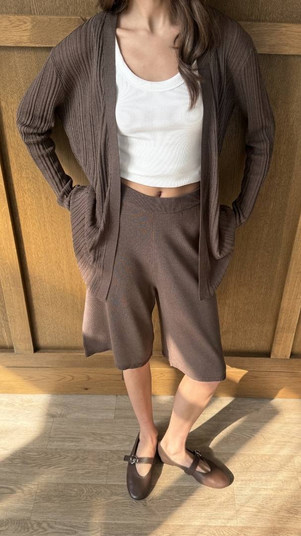 Faye Knit Bermuda - Mink - Image 12