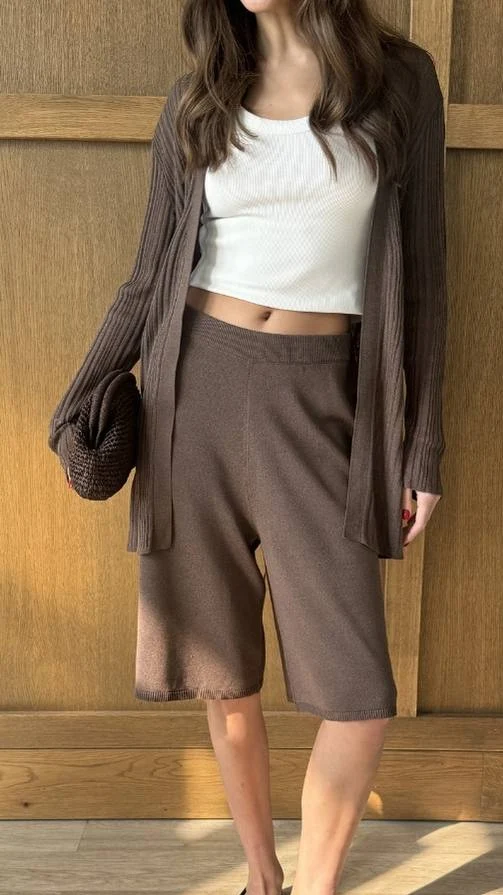 Faye Knit Bermuda - Mink - Image 7