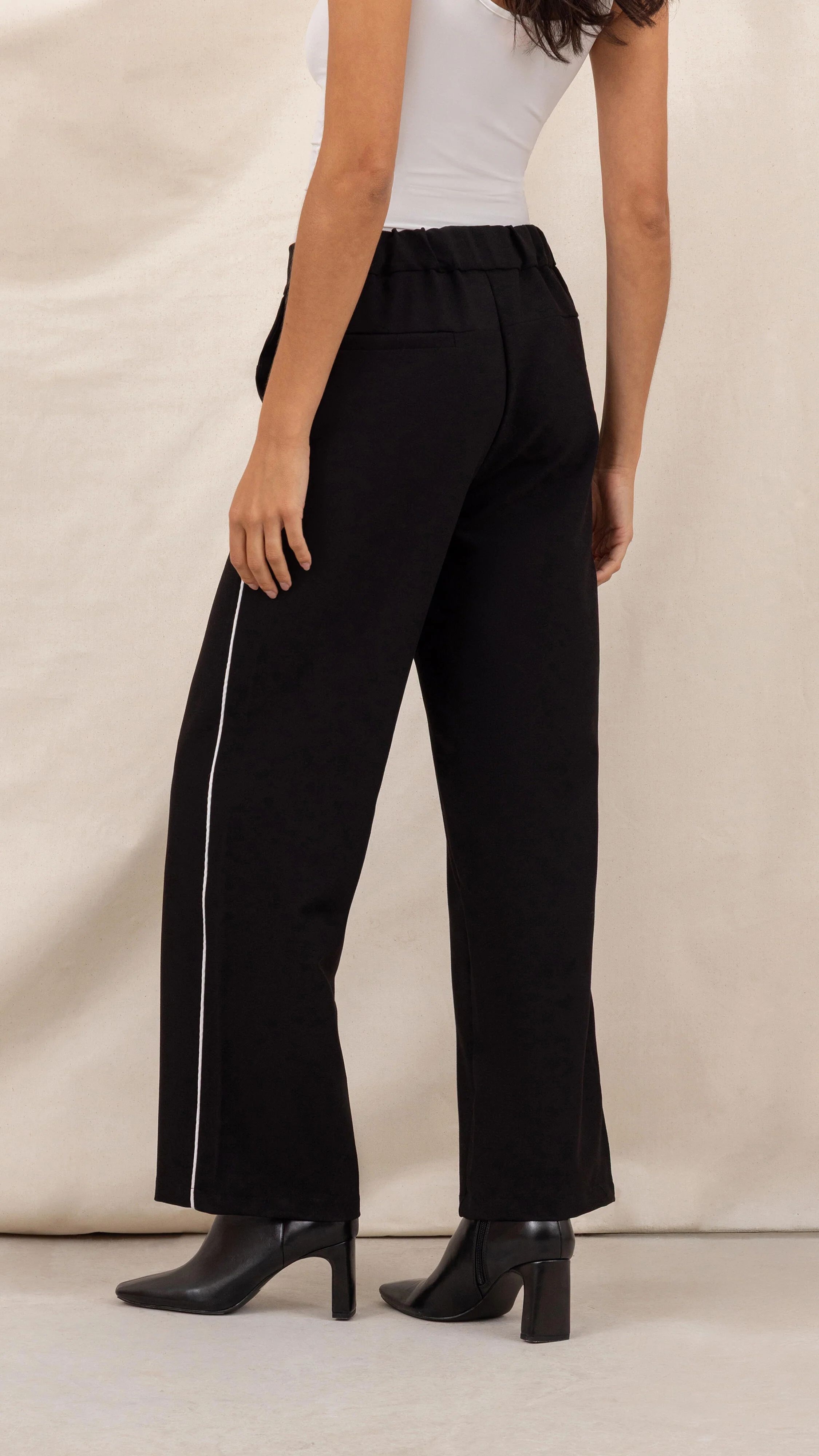 Kim Crepe Trousers - Black - Image 5