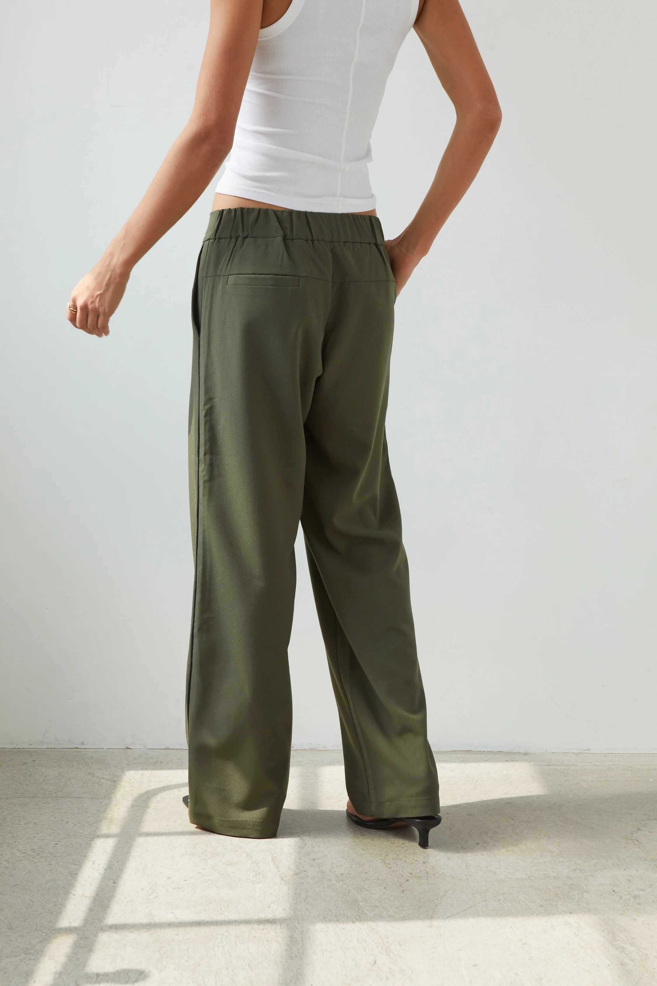 Kim Crepe Trousers - Khaki - Image 6