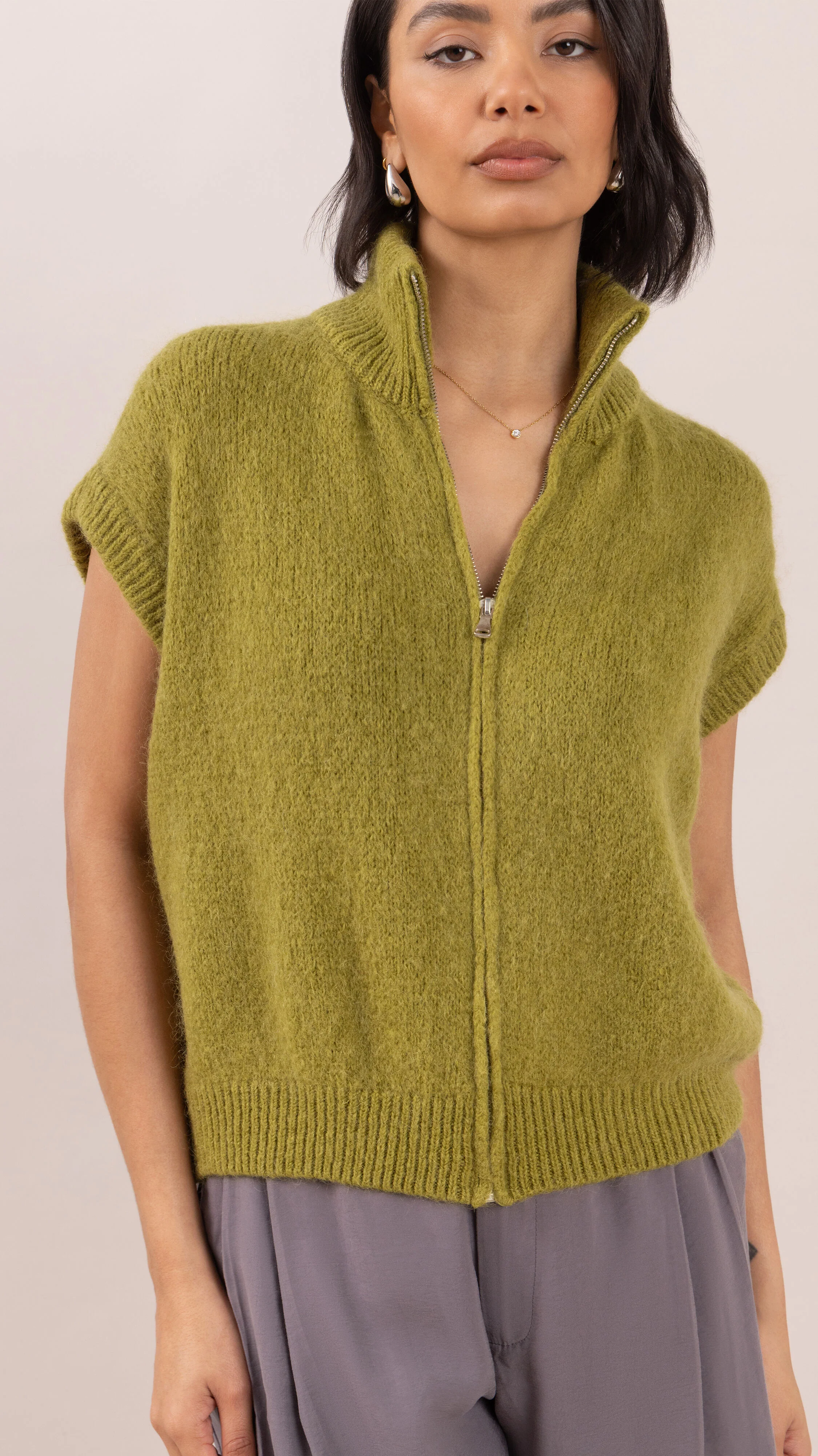Leigh Sleeveless Zip Cardigan - Olive Green - Image 4