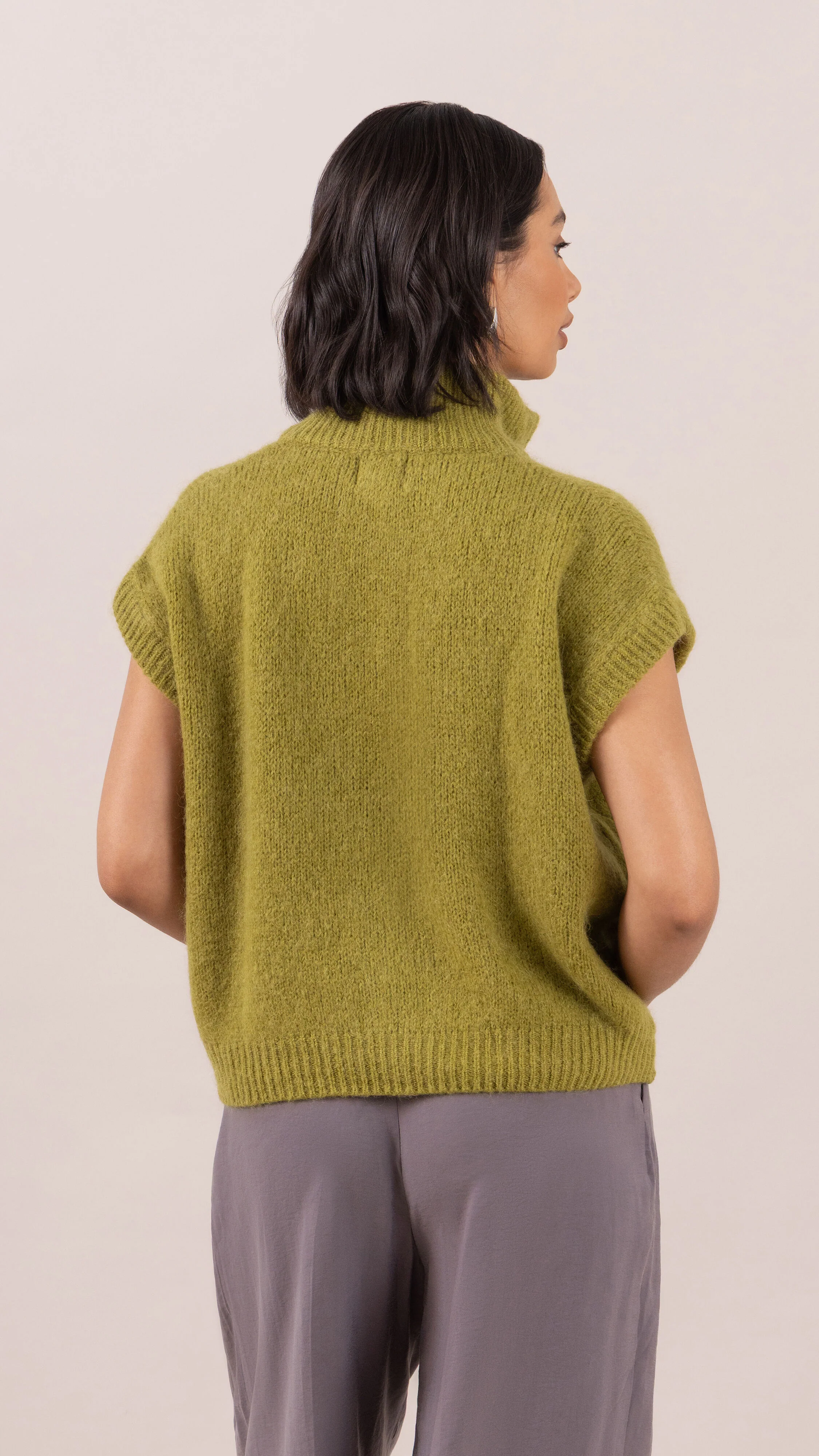 Leigh Sleeveless Zip Cardigan - Olive Green - Image 6